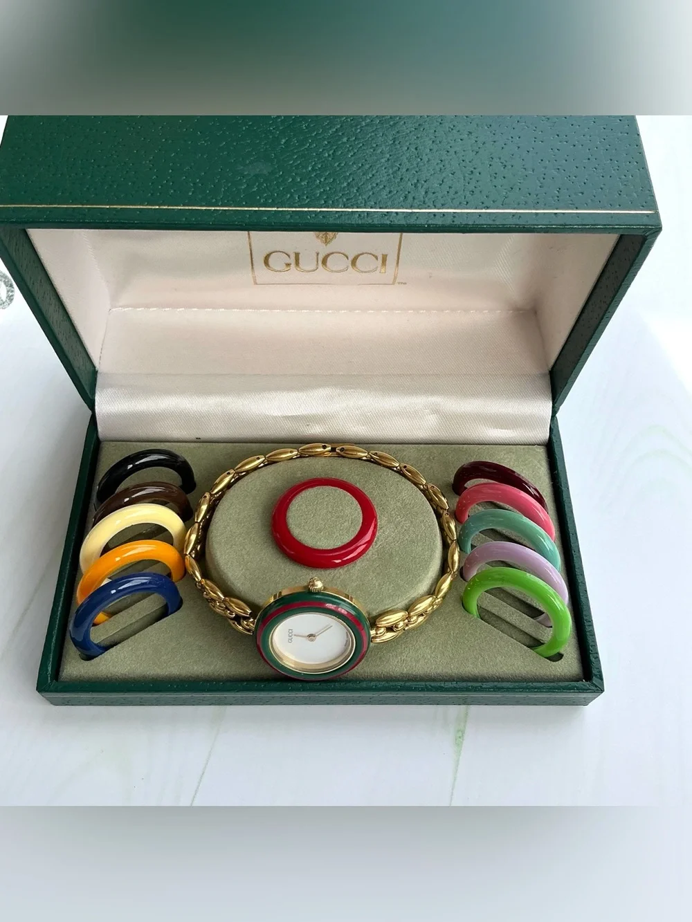 Gucci Gold Bracelet Watch with Interchangeable Colorful Bezels🔥🔥🔥